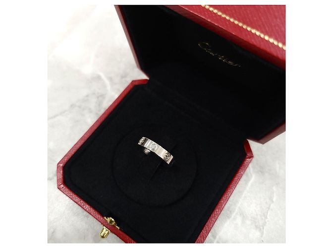 Cartier Love Ehering aus Weißgold mit Diamanten - Ansicht 11