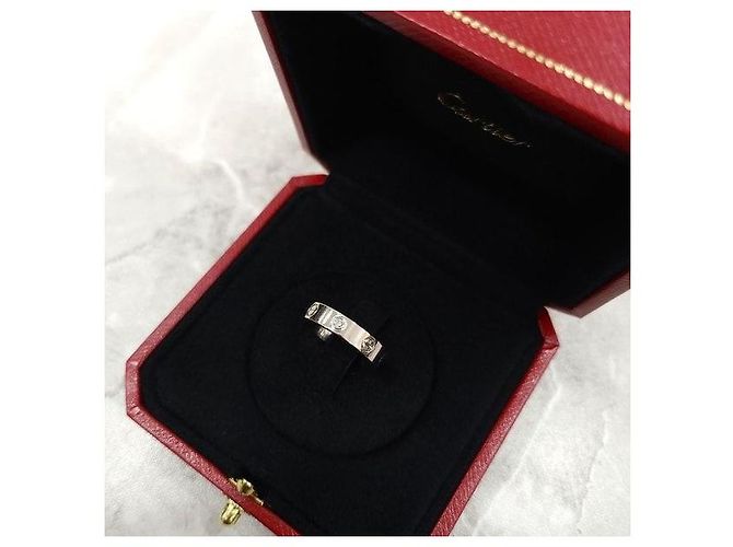Cartier Love Ehering aus Weißgold mit Diamanten - Ansicht 5