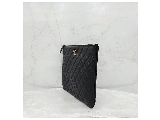Chanel Clutch Medium Black con dettagli dorati - vista 10