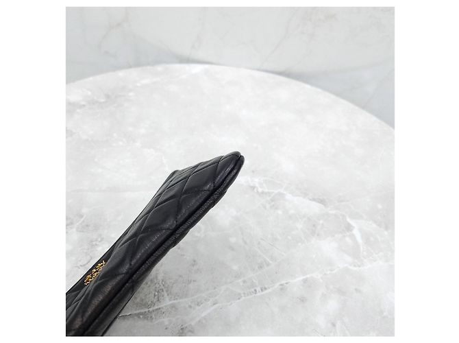 Chanel Clutch Medium Black con dettagli dorati - vista 14