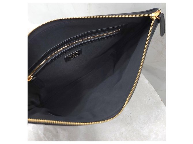 Chanel Clutch Medium Black con dettagli dorati - vista 15