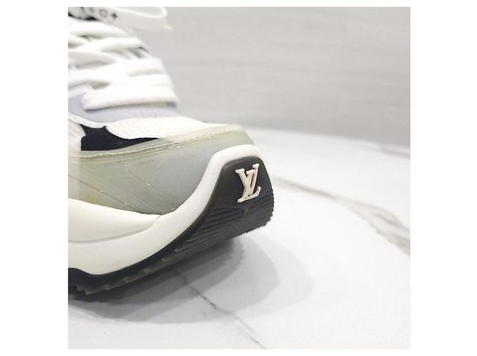 Louis Vuitton Run Sneakers White Monogram - Ansicht 6