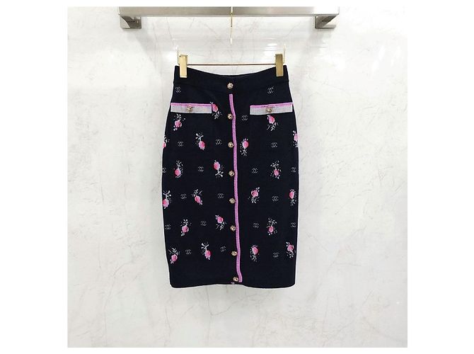 Chanel Cashmere-Strickrock mit Blumenmuster - Ansicht 7