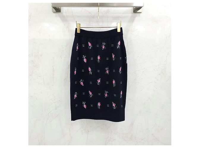 Chanel Cashmere-Strickrock mit Blumenmuster - Ansicht 8