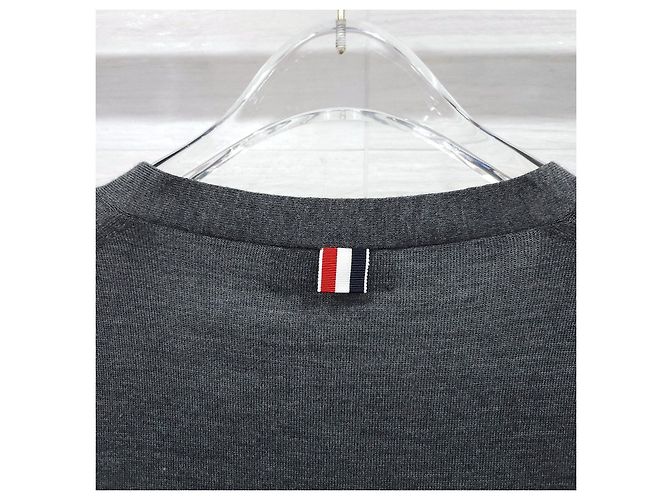 Thom Browne Cardigan aus grauer Wolle - Ansicht 11