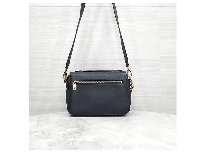 Louis Vuitton Borsa a tracolla Oxford Lock Me - vista 11