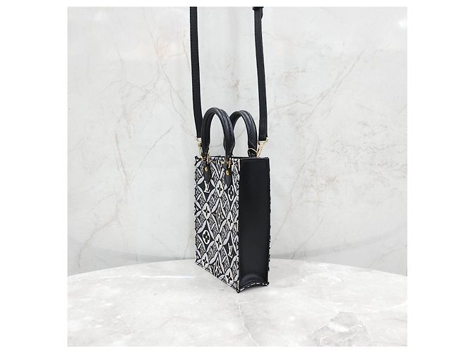 Louis Vuitton Saco Tiracolo Monogram Petit Sac Plat - vista 10
