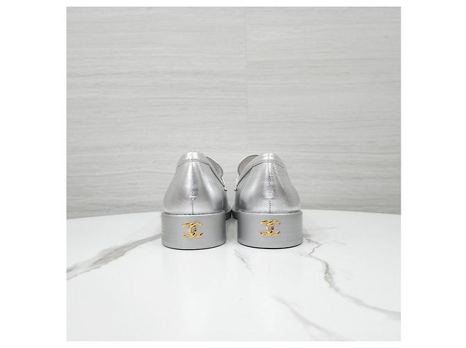 Chanel Mocassini Camelia Argento Metallizzato - vista 11