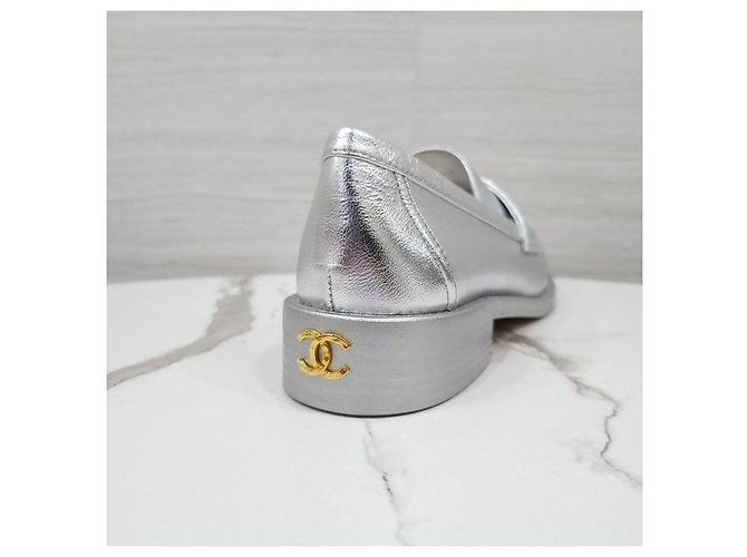 Chanel Mocassini Camelia Argento Metallizzato - vista 7