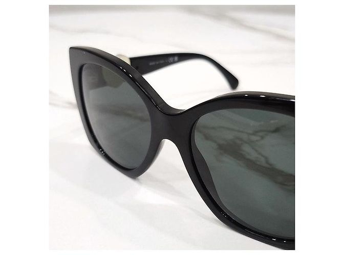 Chanel Occhiali da sole Heart CC Logo Black - vista 4