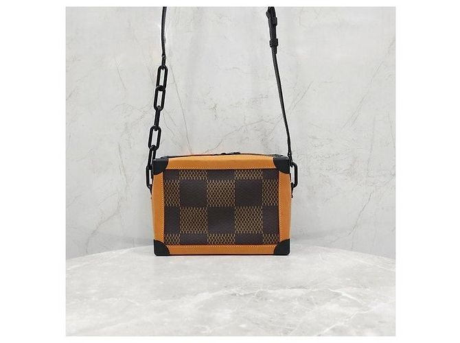 Louis Vuitton Limited Edition Monogram Soft Trunk Messenger Bag - Ansicht 3