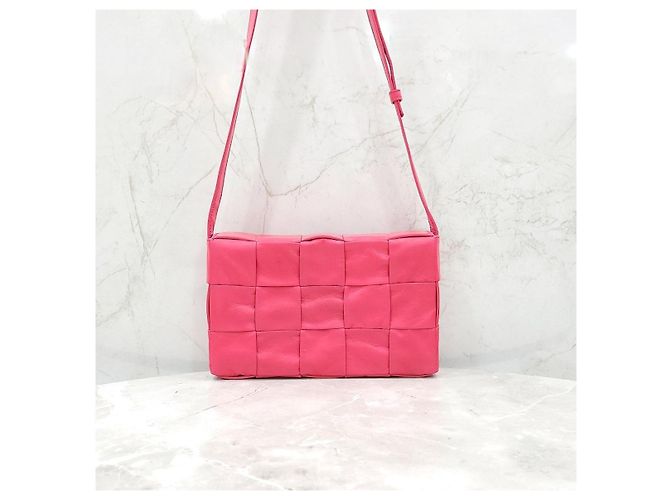 Bottega Veneta Borsa a tracolla Cassette Intrecciato Rosa - vista 11