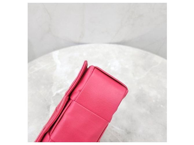 Bottega Veneta Borsa a tracolla Cassette Intrecciato Rosa - vista 7