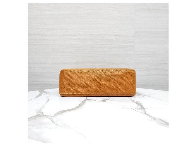 Louis Vuitton Borsa a tracolla Marel Epi Gold Miel - vista 8