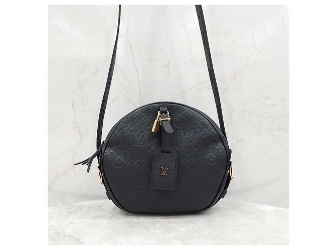 Louis Vuitton Borsa Crossbody Monogram Empreinte MM - vista 9