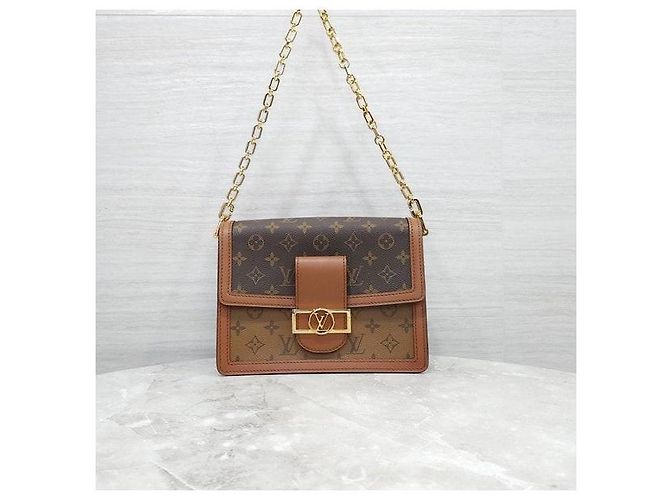 Louis Vuitton Borsa a tracolla Monogram Dauphine MM con catena - vista 4