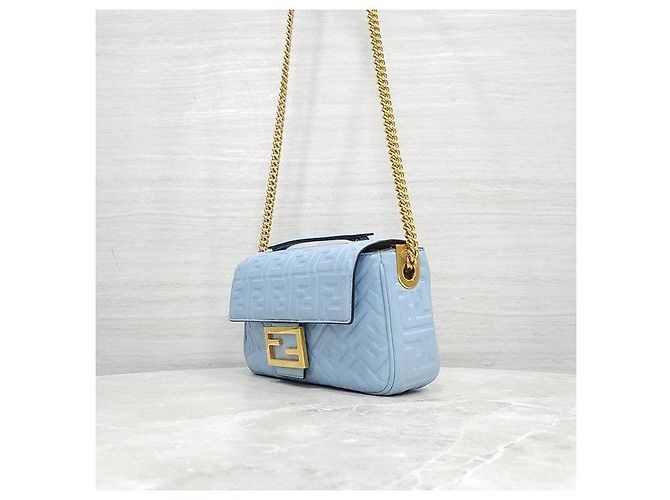 Fendi Borsa a spalla Baguette in pelle con catena - vista 2