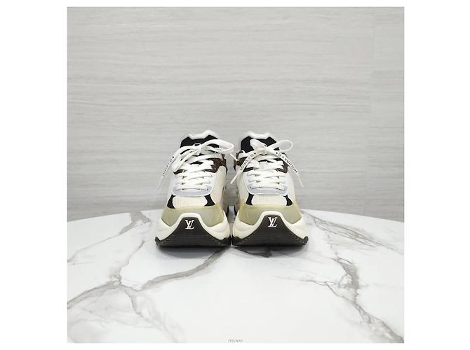 Louis Vuitton Sneakers Monogram Run - vista 2