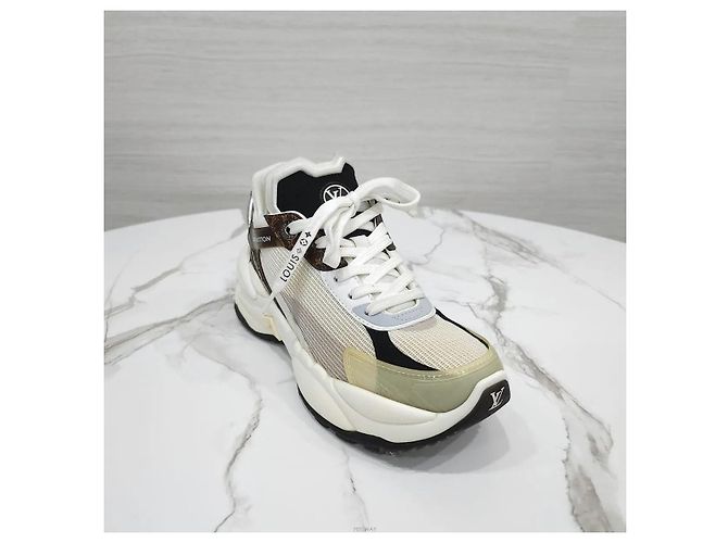 Louis Vuitton Sneakers Monogram Run - vista 5