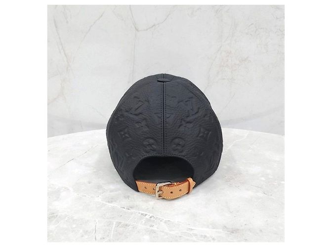 Louis Vuitton Shadow Baseball Cap aus schwarzem Monogram-Leder - Ansicht 10