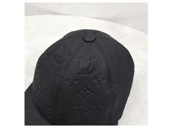 Louis Vuitton Shadow Baseball Cap aus schwarzem Monogram-Leder - Ansicht 3