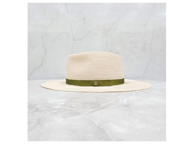 Chanel Bucket Hat aus Raffia mit Logo-Band - Ansicht 11
