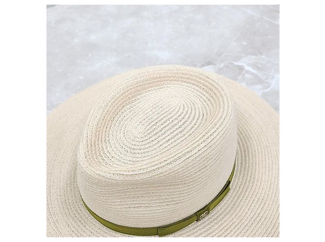 Chanel Bucket Hat aus Raffia mit Logo-Band - Ansicht 14