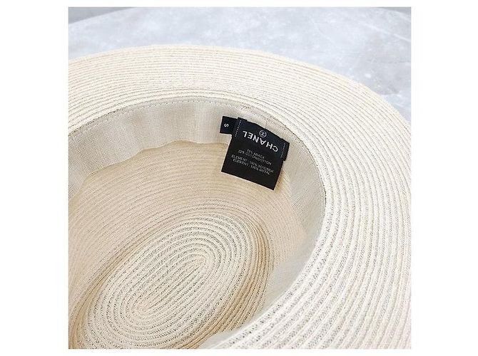 Chanel Bucket Hat aus Raffia mit Logo-Band - Ansicht 8