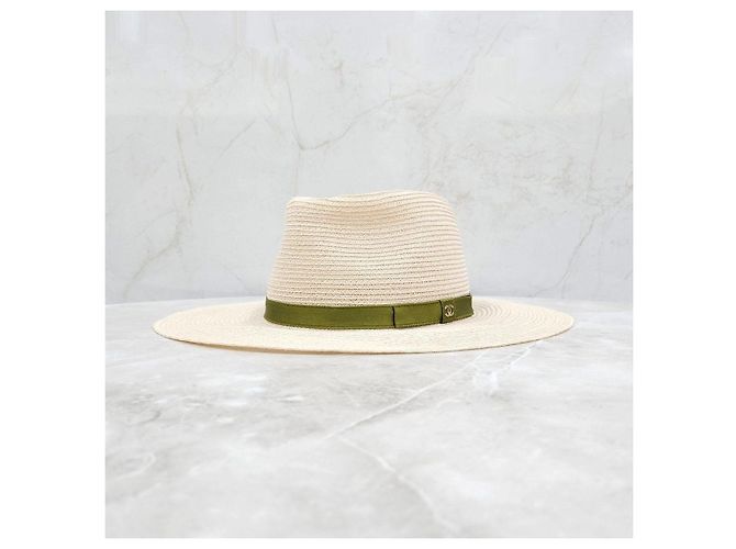 Chanel Bucket Hat aus Raffia mit Logo-Band - Ansicht 9