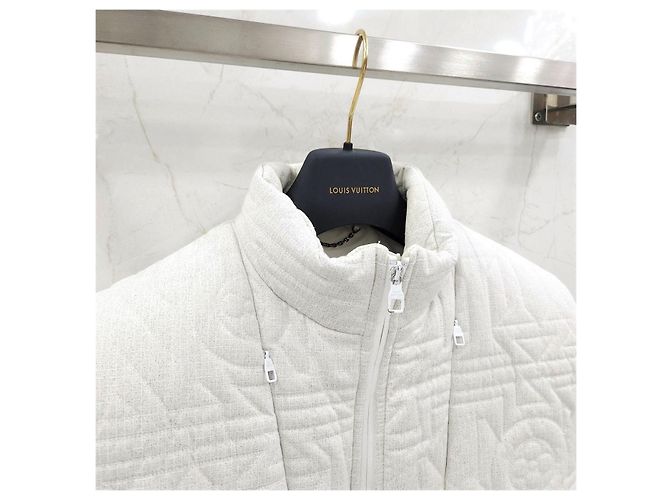 Louis Vuitton Signature Down Steppweste - Ansicht 10