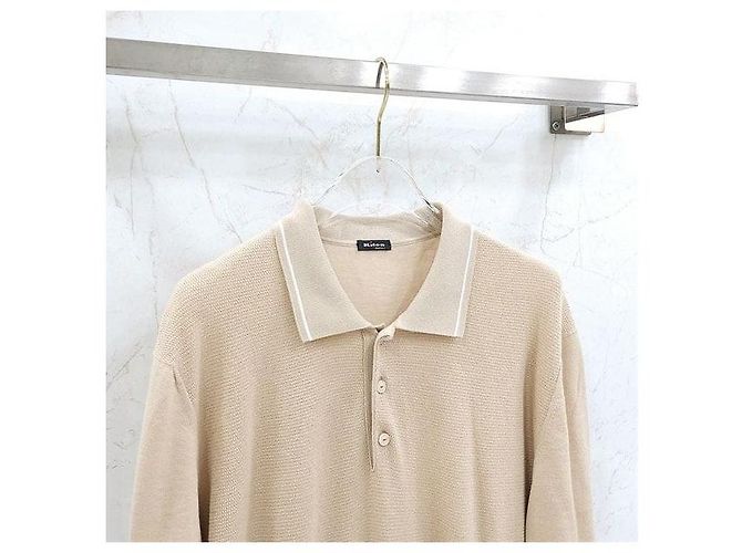 Kiton Beiges Kurzarm- Polo- und Shorts-Set - Ansicht 4
