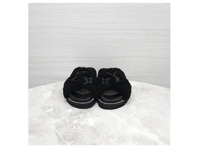 Louis Vuitton Mule Comfort Flat Paseo in Shearling - vista 9