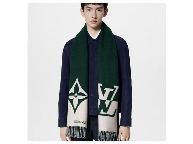 Louis Vuitton Bufanda Graphic Dual Dark Green - vista 10