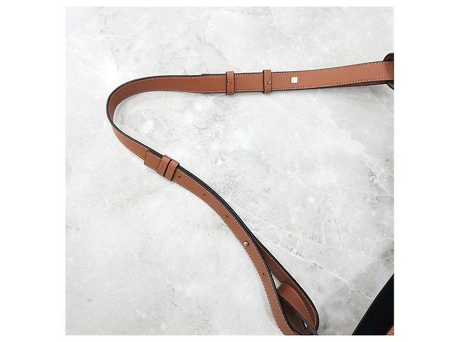 Loewe Picca Borsa Hammock in Vitello Classico - vista 5