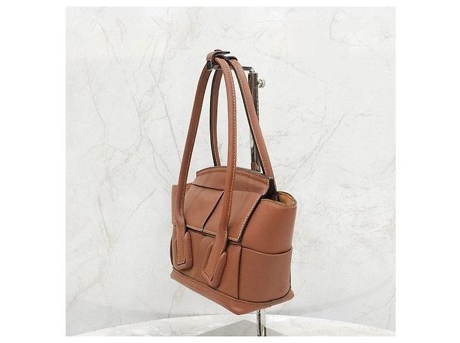Bottega Veneta Mini Arco Leder Tote Bag - Ansicht 2