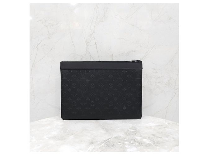 Louis Vuitton Discovery Pochette Clutch in pelle GM - vista 12