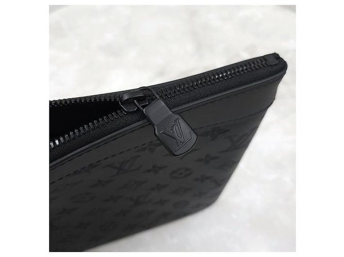 Louis Vuitton Discovery Pochette Clutch in pelle GM - vista 7