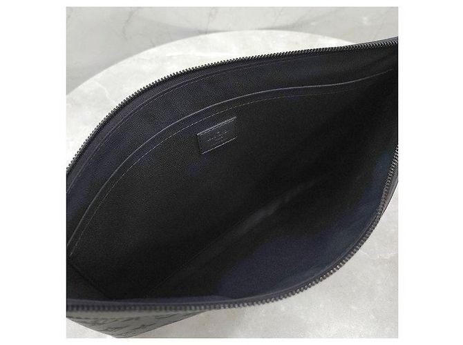 Louis Vuitton Discovery Pochette Clutch in pelle GM - vista 8