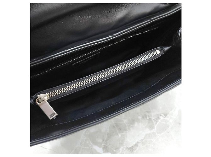 Autre Marque Bolsa de Ombro Lulu em Couro Acolchoado Medium - vista 15