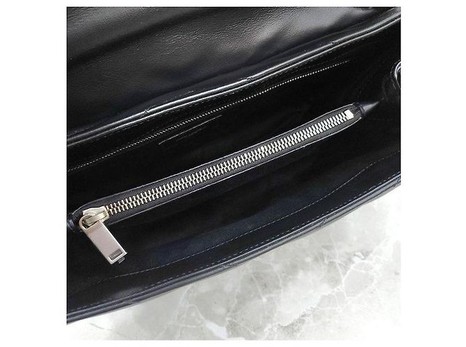 Autre Marque Bolsa de Ombro Lulu em Couro Acolchoado Medium - vista 7