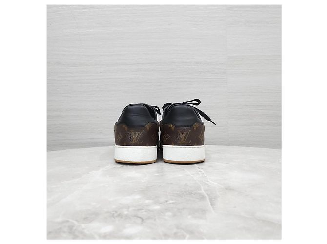 Louis Vuitton Sneakers Monogram Rivoli - vista 11