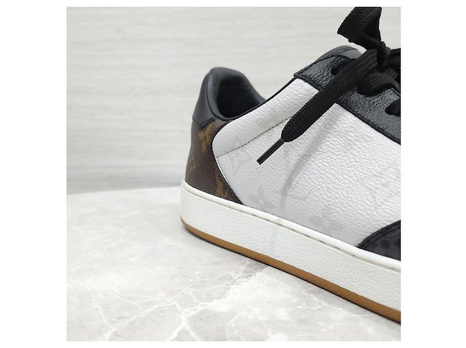 Louis Vuitton Sneakers Monogram Rivoli - vista 14