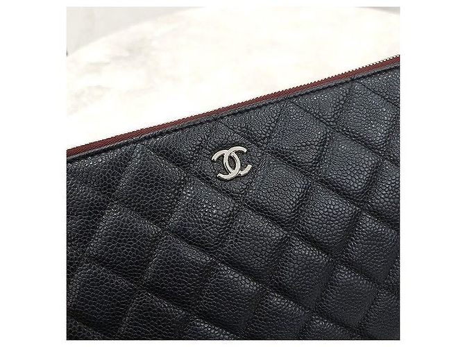 Chanel Classic Caviar New Medium Clutch Black Silver Series - vista 4