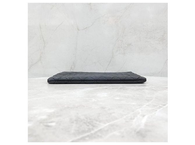 Chanel Classic Caviar New Medium Clutch Black Silver Series - vista 5