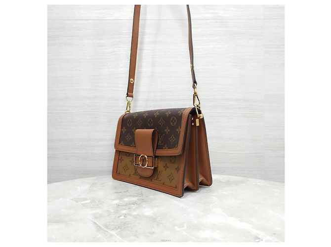 Louis Vuitton Borsa a tracolla Monogram Dolphin MM con catena - vista 2