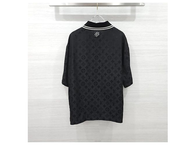 Louis Vuitton Kurzarmiges Seidenhemd mit Monogramm-Moiré-Jacquard - Ansicht 2