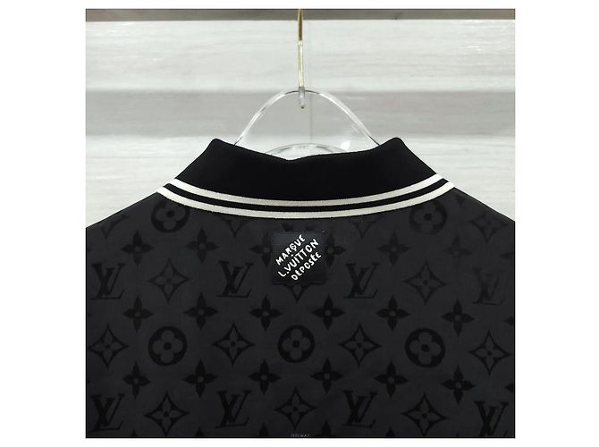 Louis Vuitton Kurzarmiges Seidenhemd mit Monogramm-Moiré-Jacquard - Ansicht 6