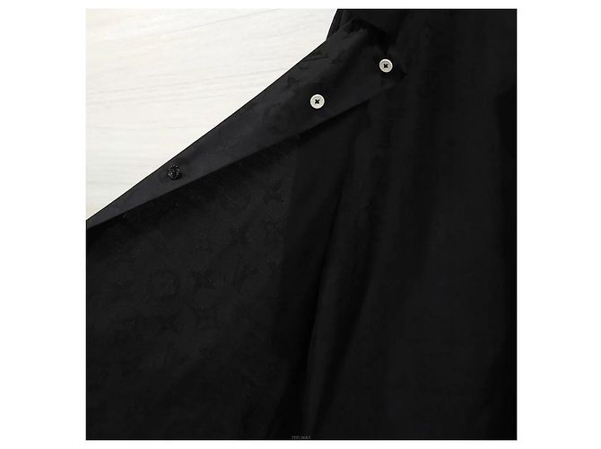 Louis Vuitton Kurzarmiges Seidenhemd mit Monogramm-Moiré-Jacquard - Ansicht 7