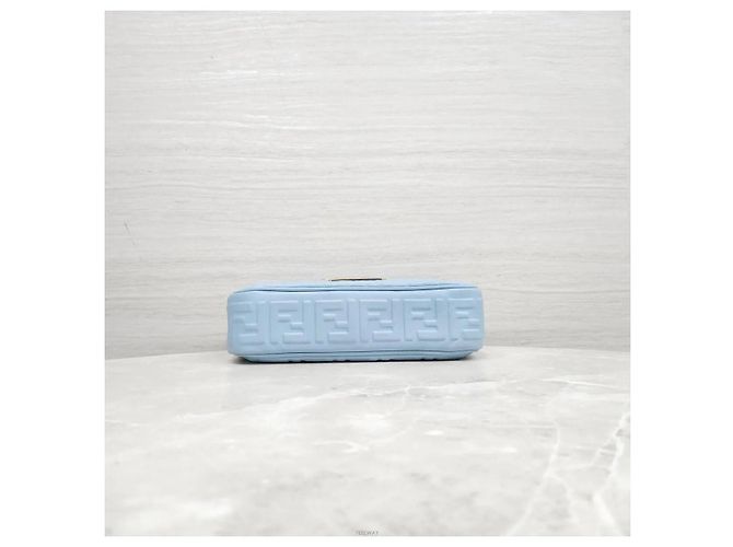 Fendi Borsa a spalla Baguette in pelle con catena - vista 7