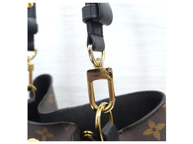 Néonoé Louis Vuitton Monogram NeoNoe MM Black - vista 15